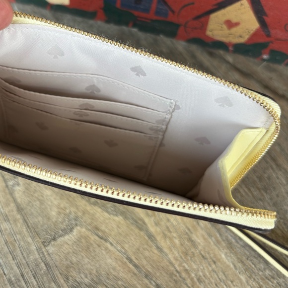 kate spade Staci Parchment L-Zip Wristlet - Picture 3 of 3